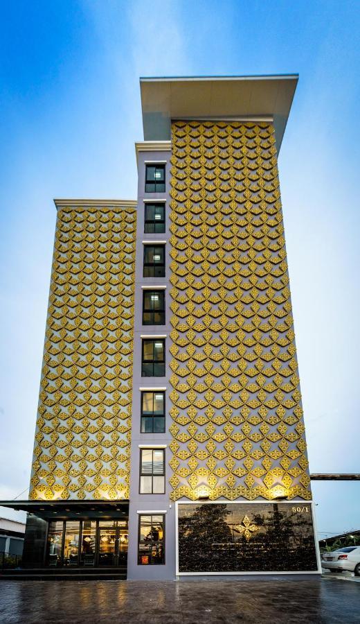 Lux Boutique Hotel Nonthaburi Dış mekan fotoğraf