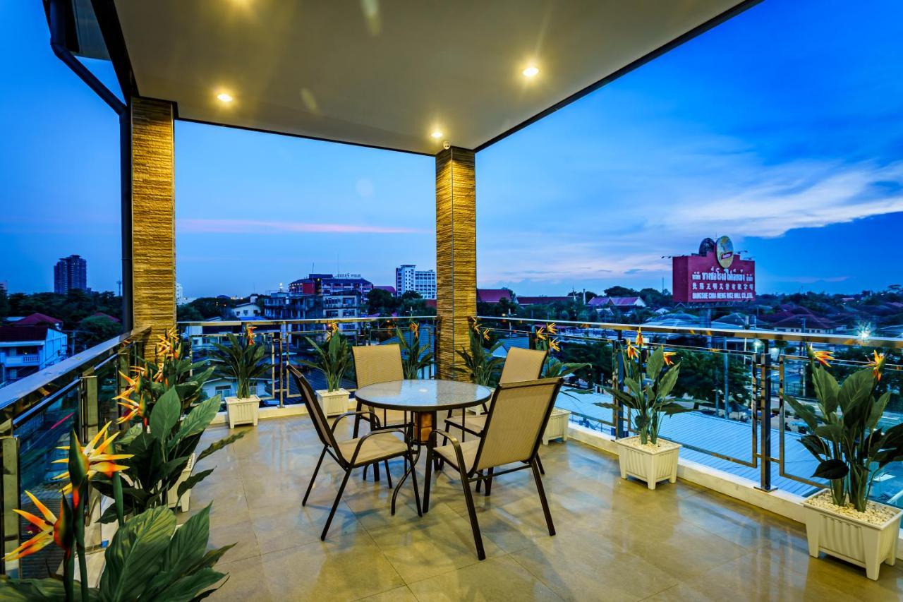 Lux Boutique Hotel Nonthaburi Dış mekan fotoğraf
